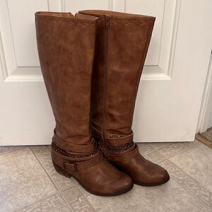 not rated Under the Knee Boots 8.5